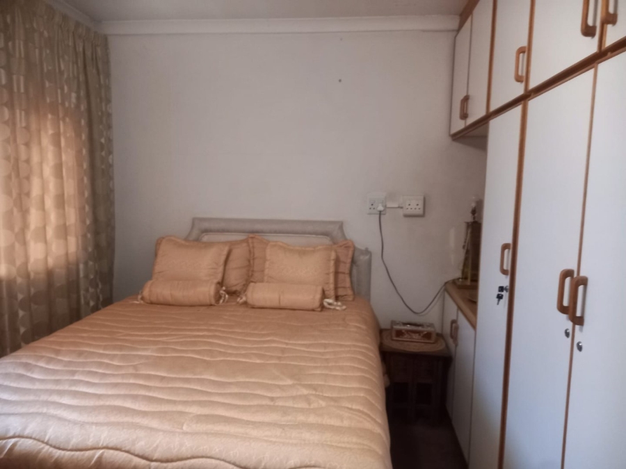 4 Bedroom Property for Sale in Manzil Park North West